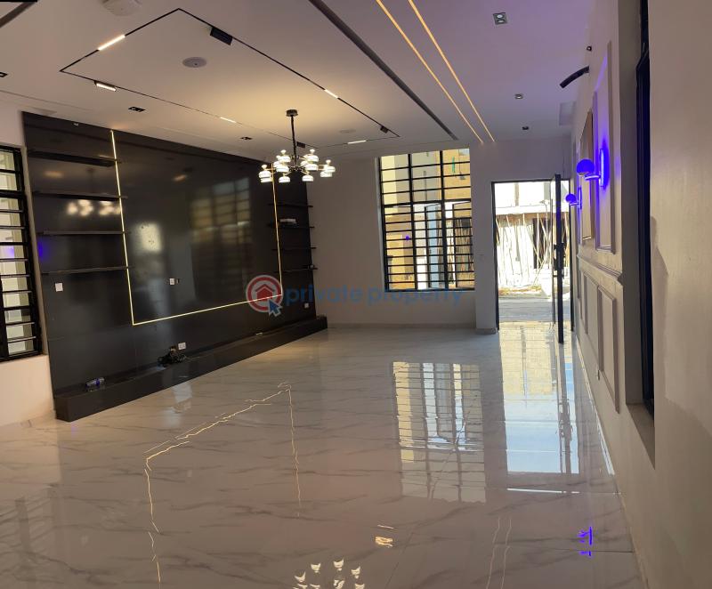 5 bedroom House For Sale Hampton Lake Estate, Alternative Route Chevron Drive Lekki Lagos - 1