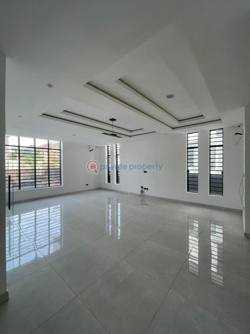 5 bedroom Detached Duplex For Sale Lekki Lagos - 1