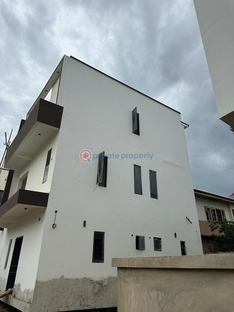 5 bedroom Duplex For Sale Gbagada Lagos - 1