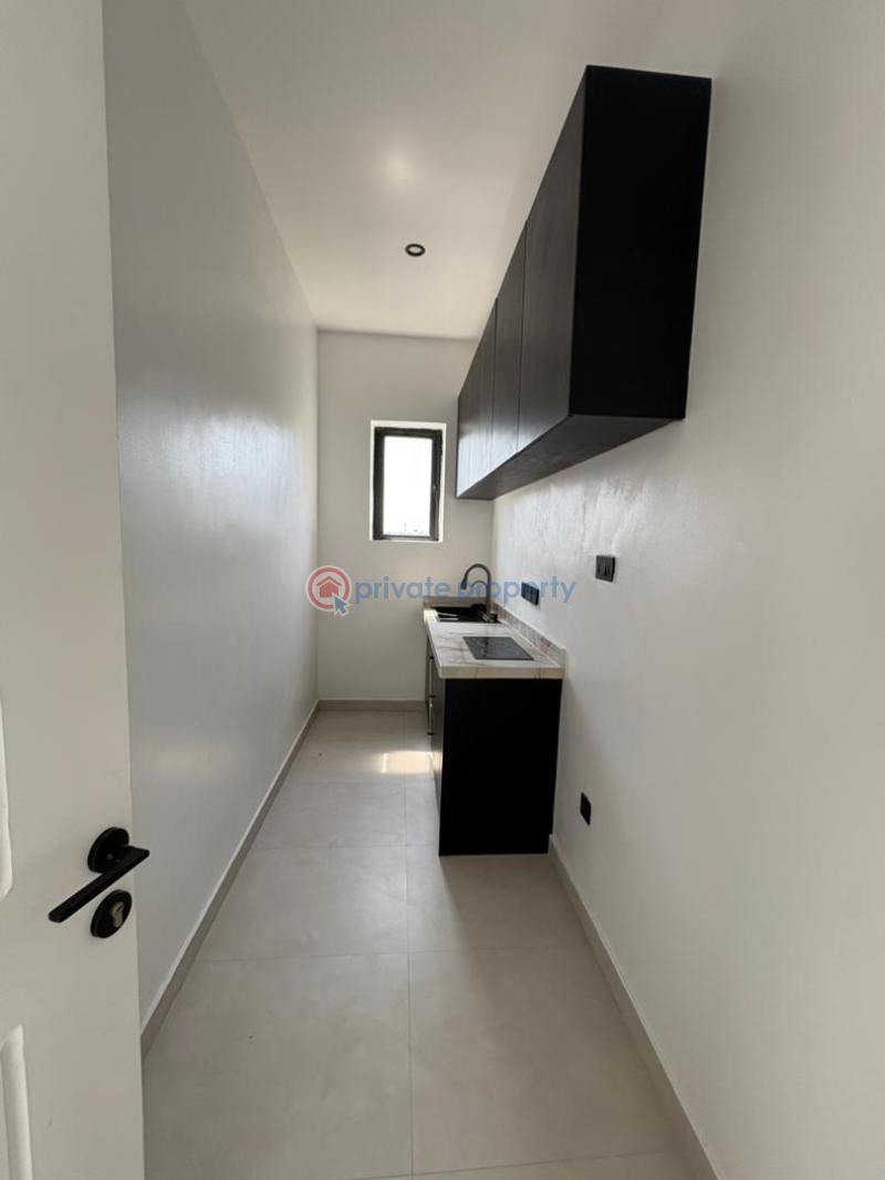 5 bedroom House For Sale Lekki Lagos - 8