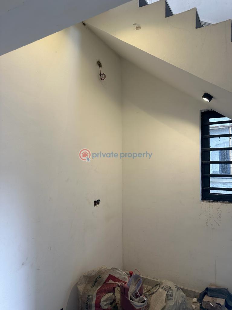 5 bedroom Duplex For Sale Gbagada Lagos - 8