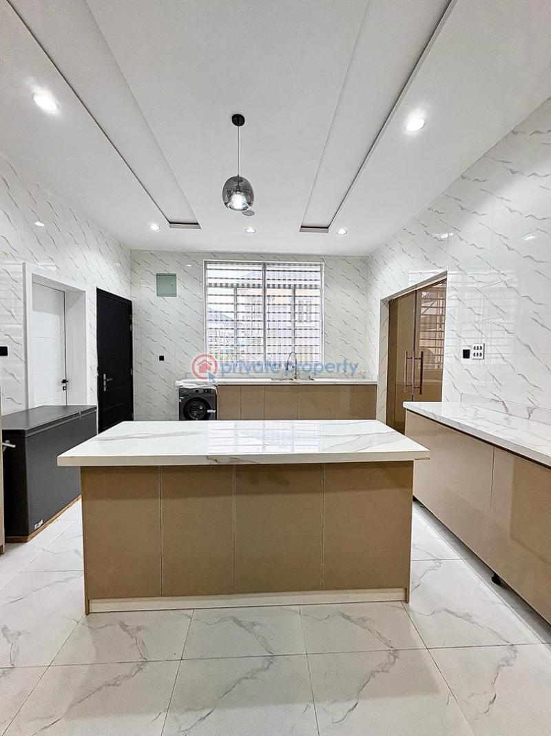 5 bedroom Detached Duplex For Sale Lekki Lagos - 1