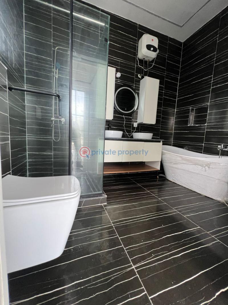 5 bedroom Detached Duplex For Sale Lekki Expressway Lagos - 3