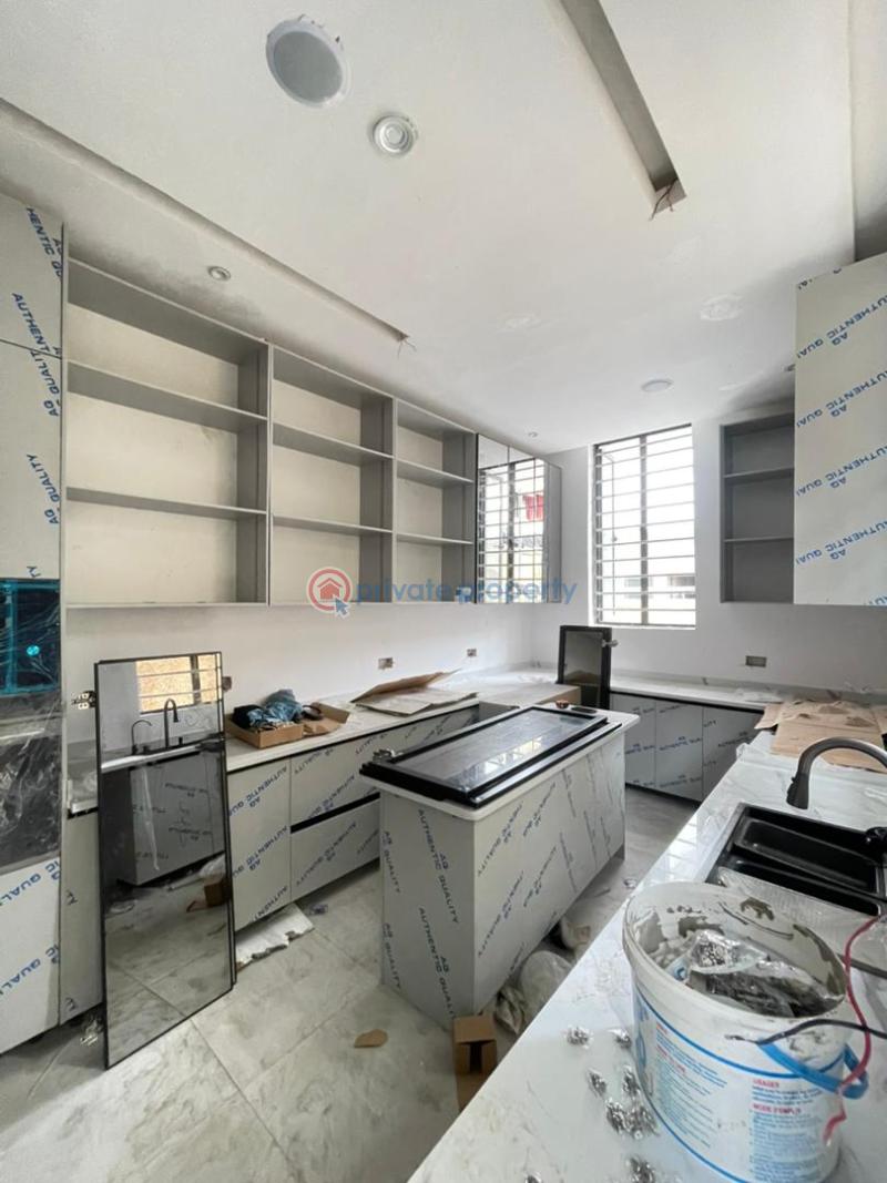 5 bedroom Detached Duplex For Sale Omole Phase 2 Ojodu Lagos - 9