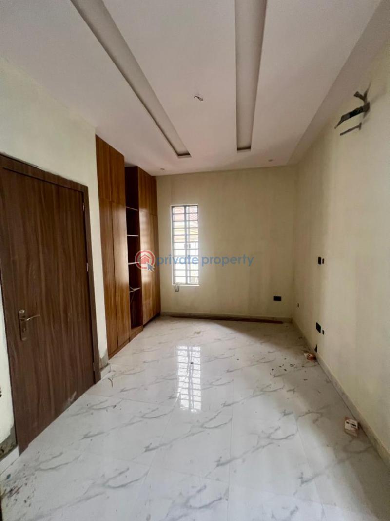 5 bedroom Detached Duplex For Sale Omole Phase 2 Lagos Omole Phase 2 Ojodu Lagos - 2