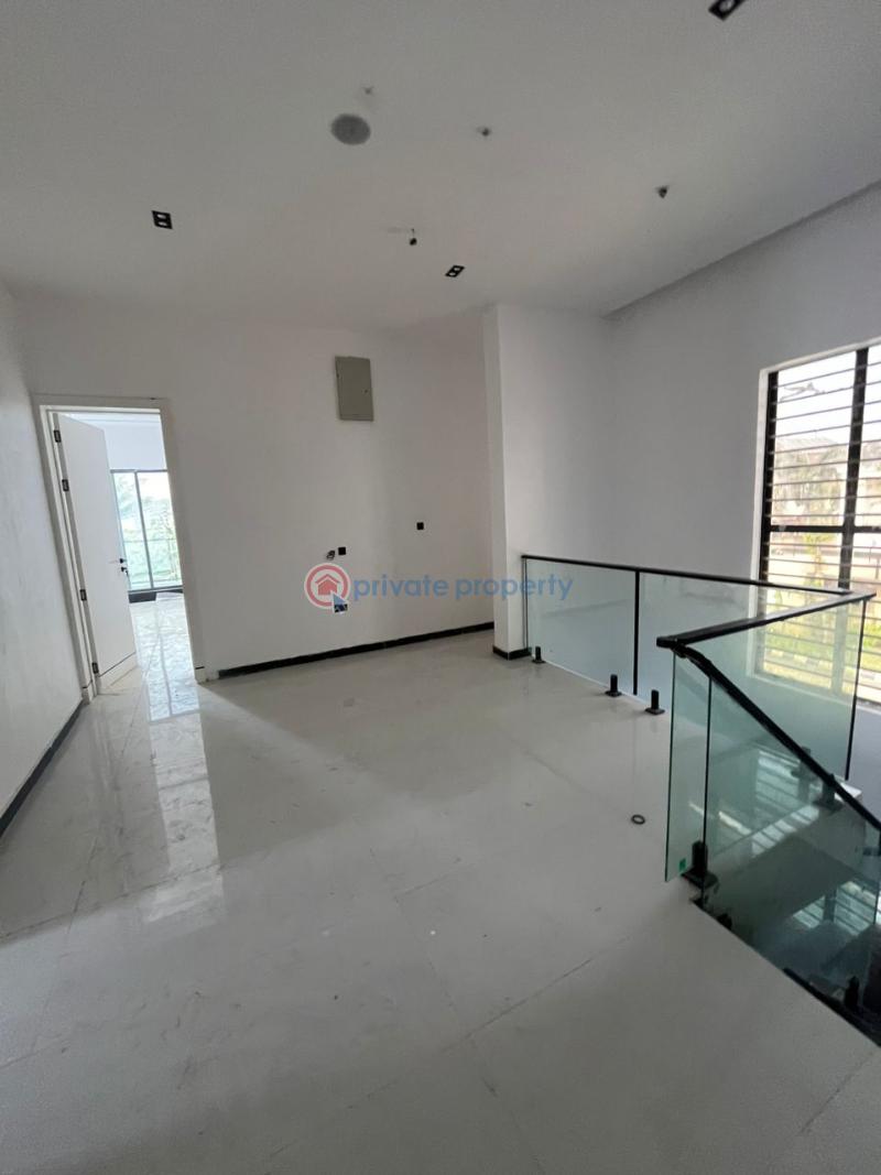 5 bedroom Flat & Apartment For Sale Ajah Lekki Ajah Lagos - 3