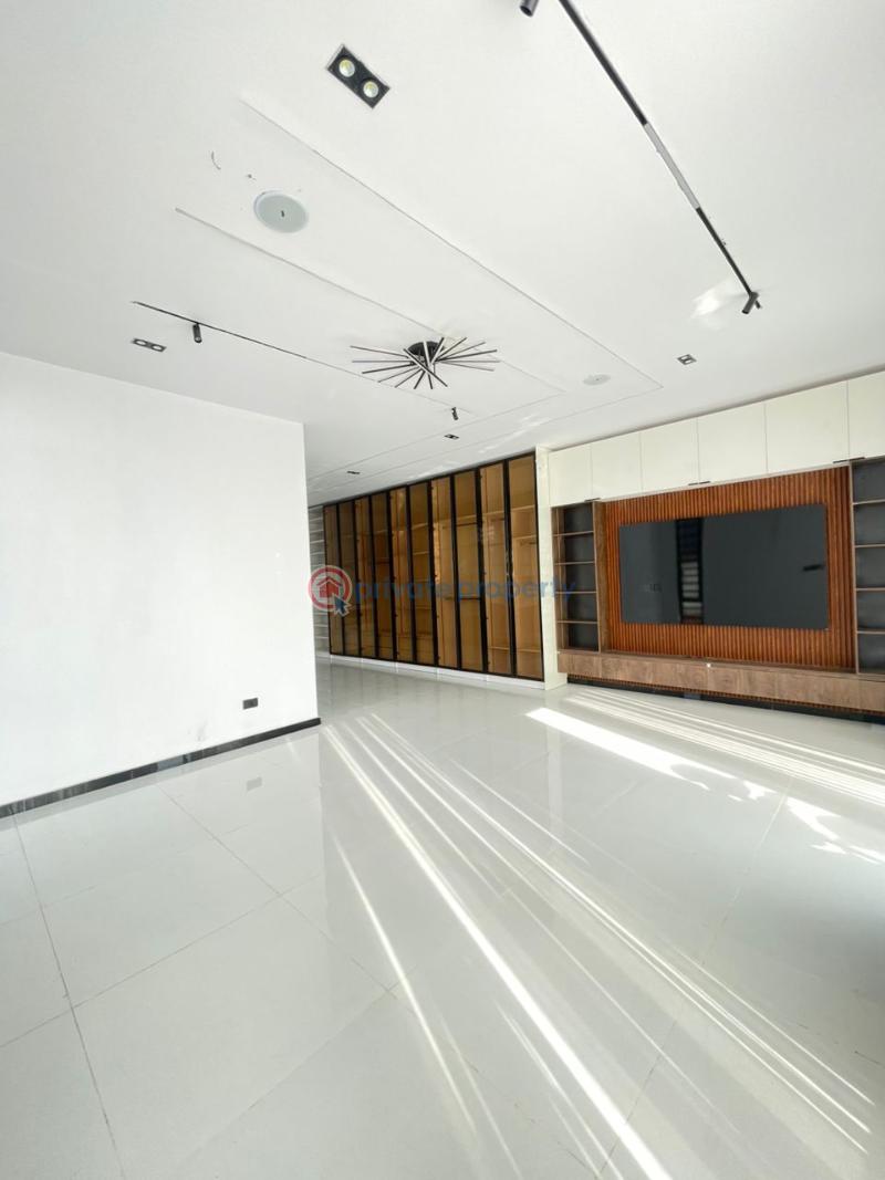 5 bedroom Detached Duplex For Sale Ologolo Lekki Lagos - 13
