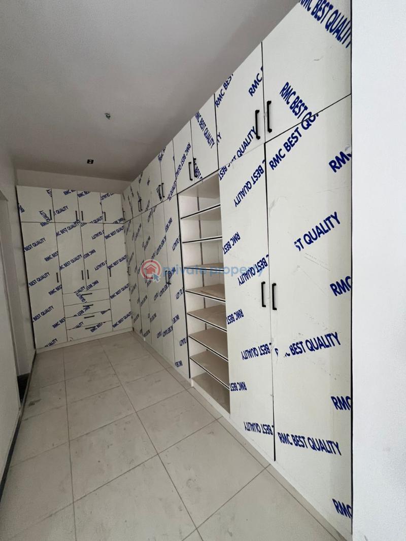 5 bedroom Flat & Apartment For Sale Ajah Lekki Ajah Lagos - 5