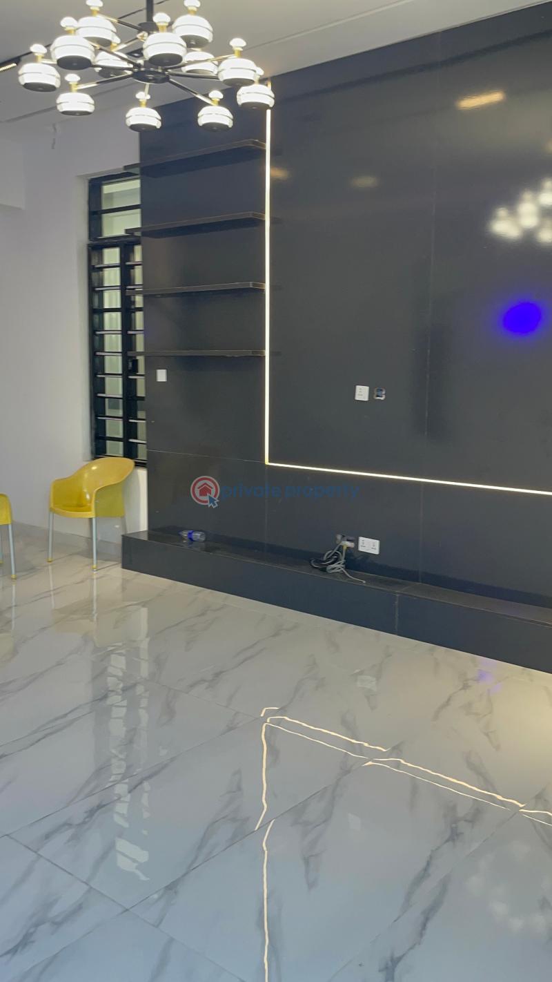 5 bedroom House For Sale Hampton Lake Estate, Alternative Route Chevron Drive Lekki Lagos - 5