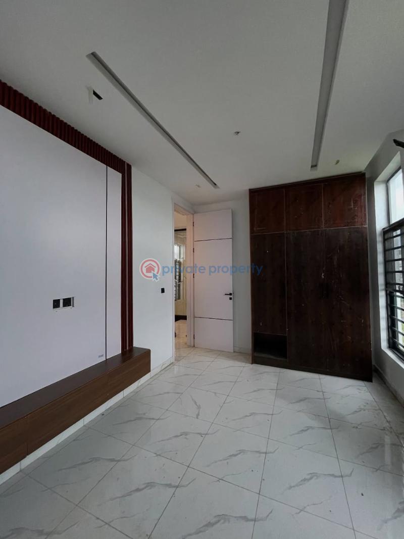 5 bedroom Detached Duplex For Sale Orchid Road Lekki Lagos - 1
