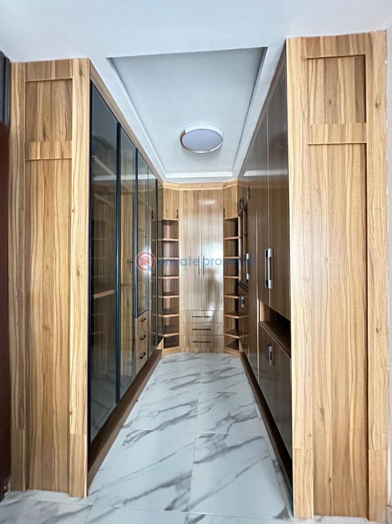 5 bedroom Flat & Apartment For Sale Ikate Elegushi Lekki Lagos - 5