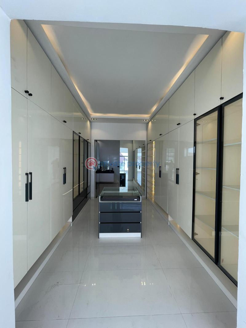 5 bedroom Detached Duplex For Sale Osapa Lekki Lagos - 5