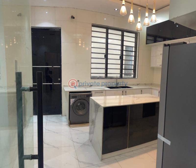 5 bedroom House For Sale Hampton Lake Estate, Alternative Route Chevron Drive Lekki Lagos - 15