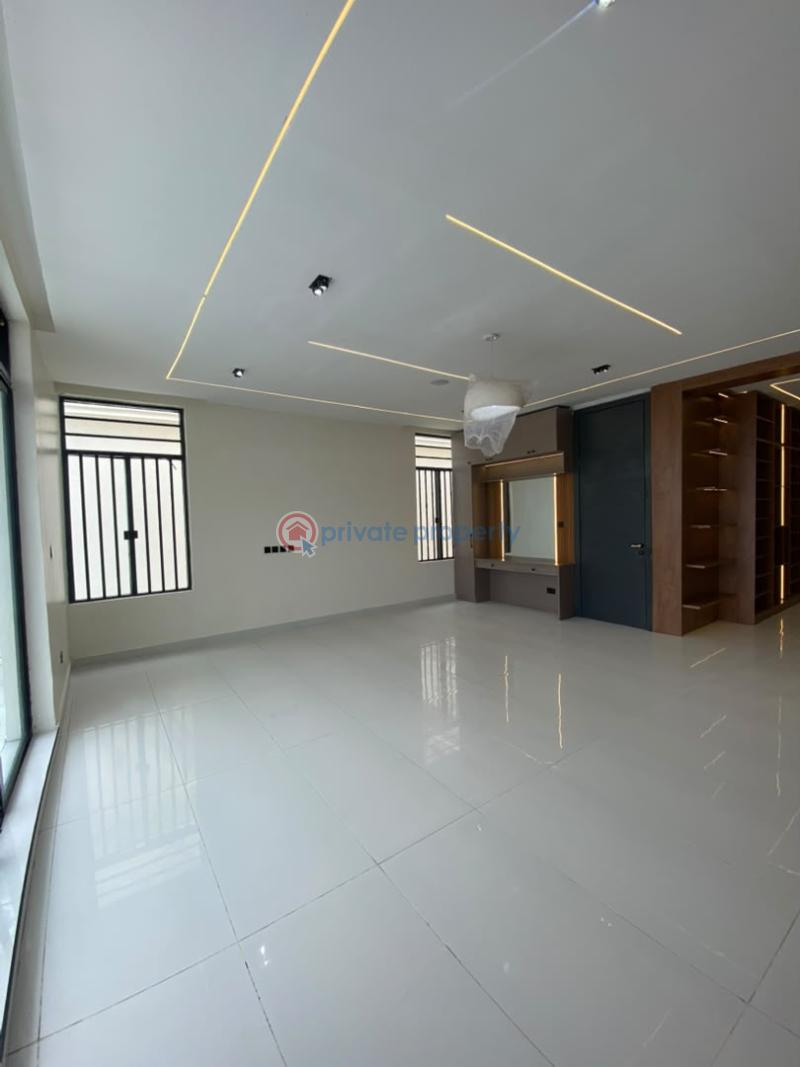 5 bedroom Detached Duplex For Sale Chevron Drive Lekki Lagos - 1