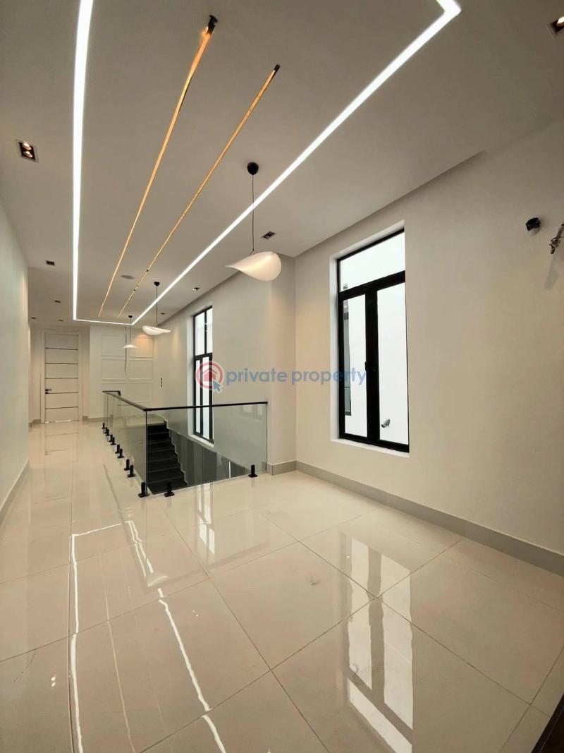 5 bedroom Detached Duplex For Sale Chevron Lekki Lagos - 11