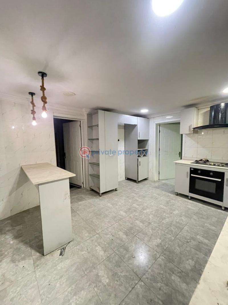 5 bedroom Detached Duplex For Sale Surulere Lagos - 6