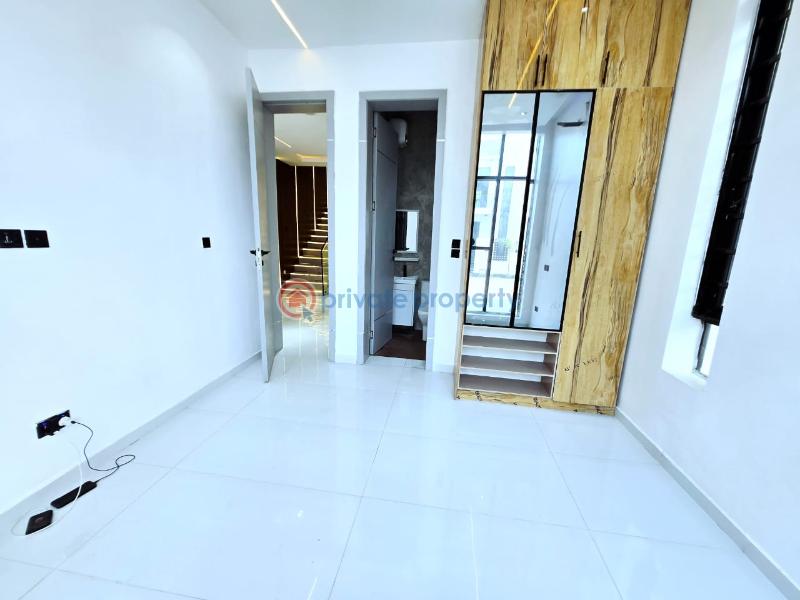 5 bedroom Detached Duplex For Sale Orchid Road Chevron Drive Lekki Lagos - 19