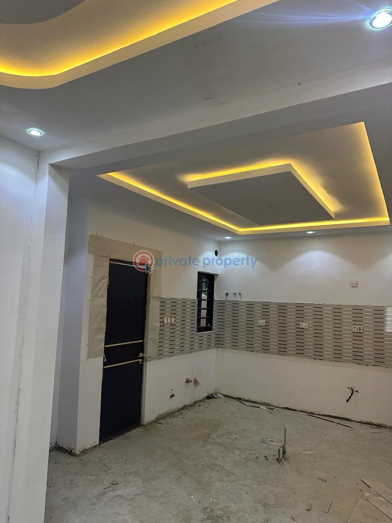 5 bedroom Duplex For Sale Gbagada Lagos - 6