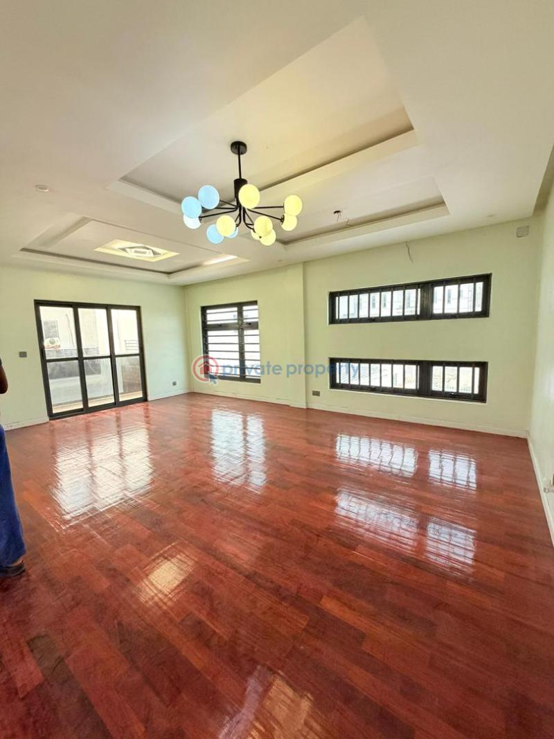 5 bedroom Detached Duplex For Sale Maryland Lagos - 1