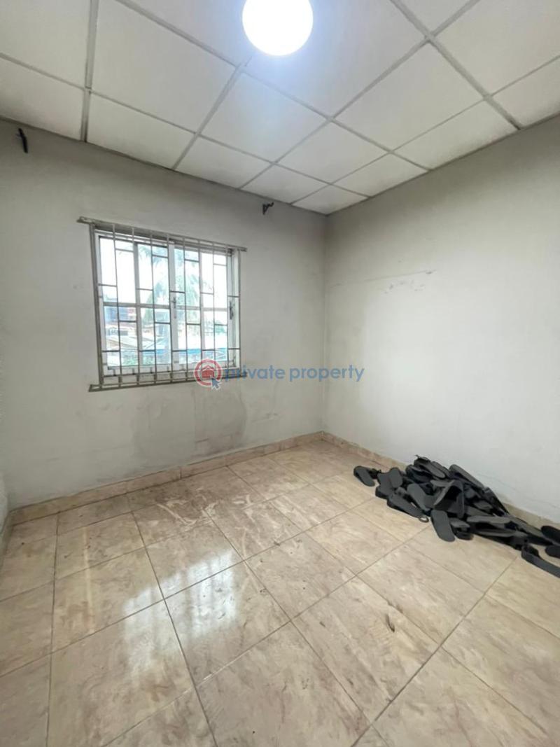 5 bedroom Detached Duplex For Sale Surulere Lagos - 2