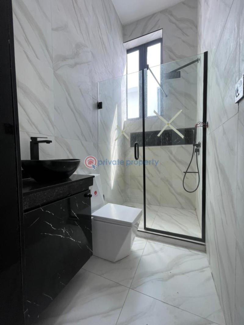 5 bedroom Detached Duplex For Sale Lekki Lagos - 1
