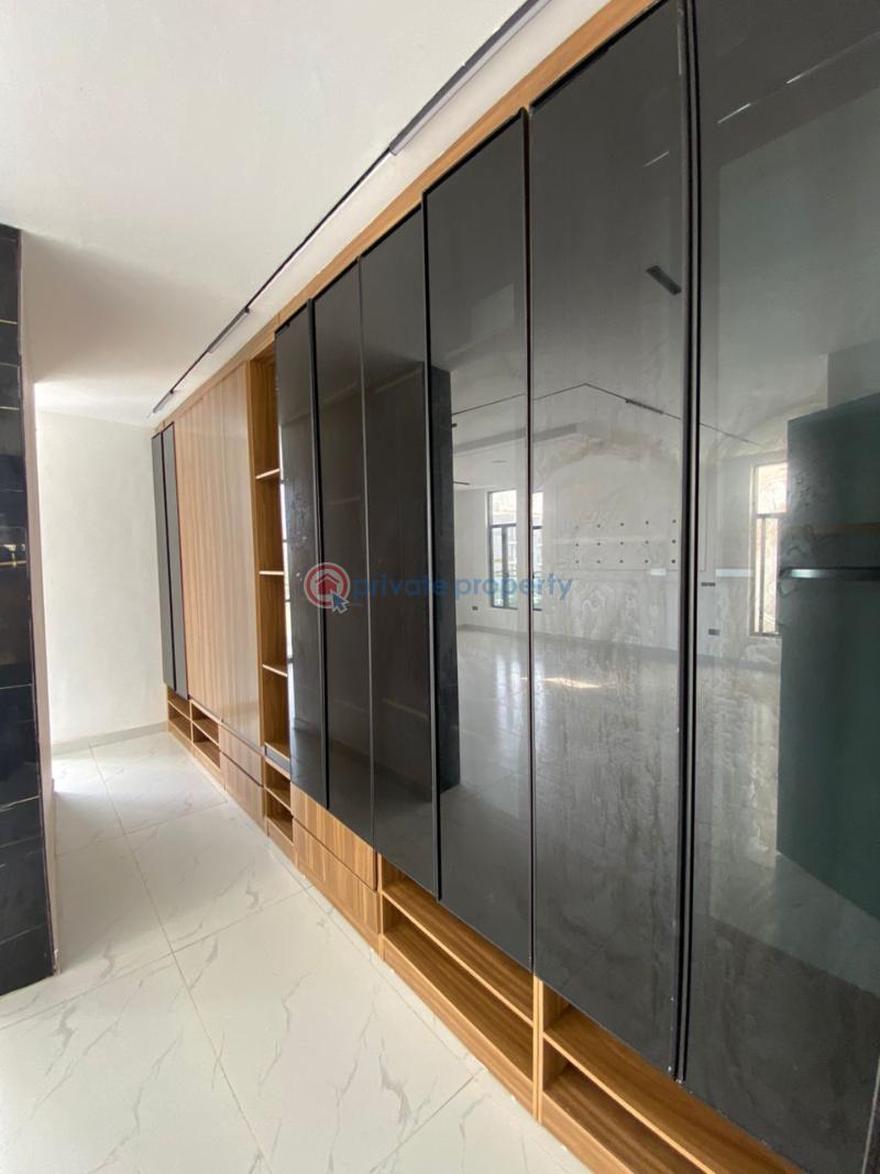 5 bedroom Detached Duplex For Sale Lekki Right Phase 1 Lagos Lekki Phase 1 Lagos - 4