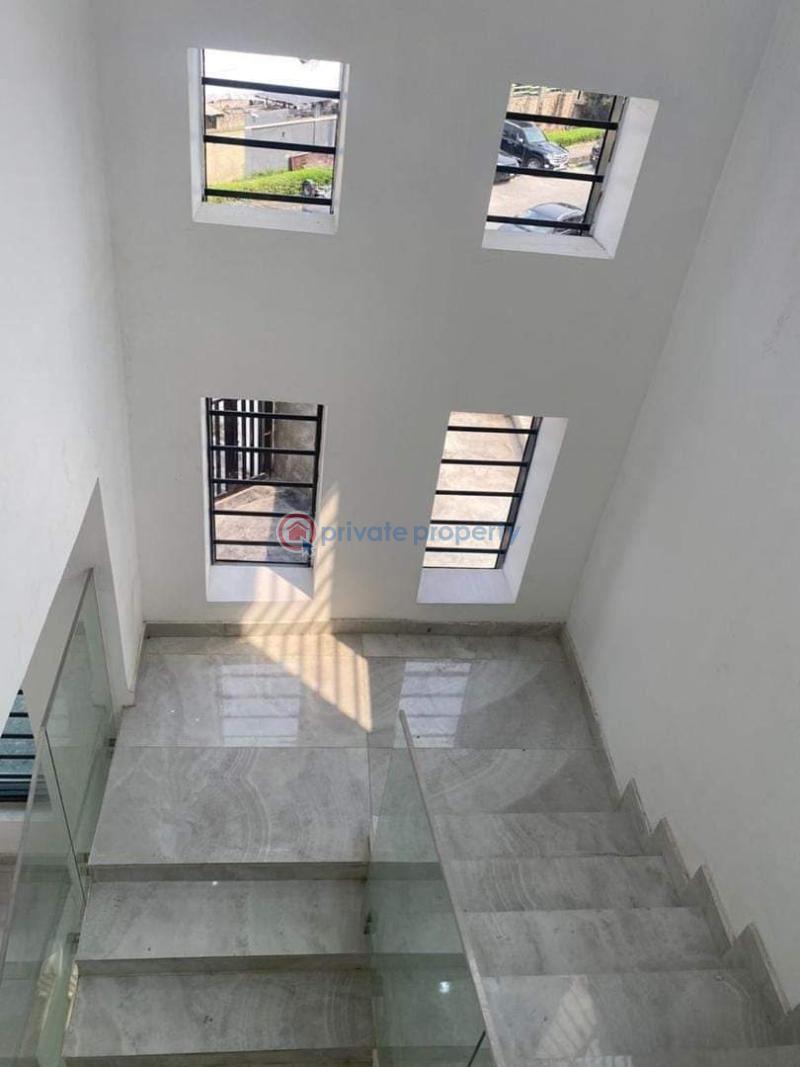 5 bedroom Detached Duplex For Sale Off Adebayo Doherty. Lekki Phase 1 Lagos - 10