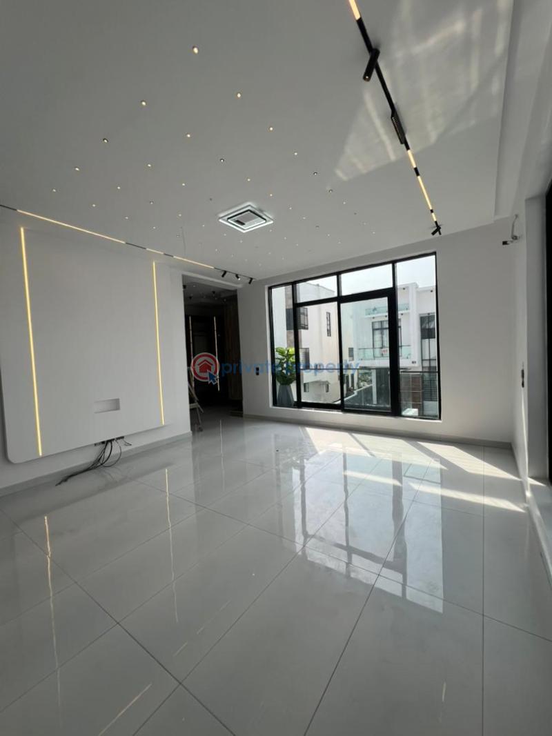 5 bedroom Detached Duplex For Sale Chevron Drive Lekki Lagos - 1