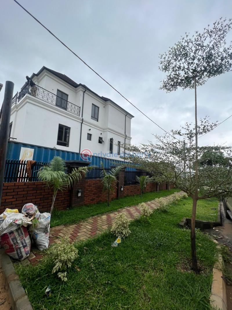 5 bedroom Detached Duplex For Sale Katampe Ext. Abuja Phase 2  - 15