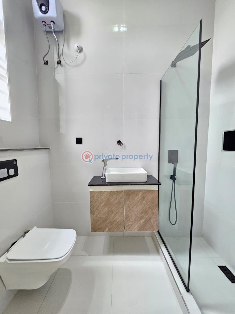 5 bedroom fully detached duplex at chevron-lekki,lagos. - 10 5 bedroom Detached Duplex For Sale Chevron Lekki, Lagos. Lekki Lagos - 10