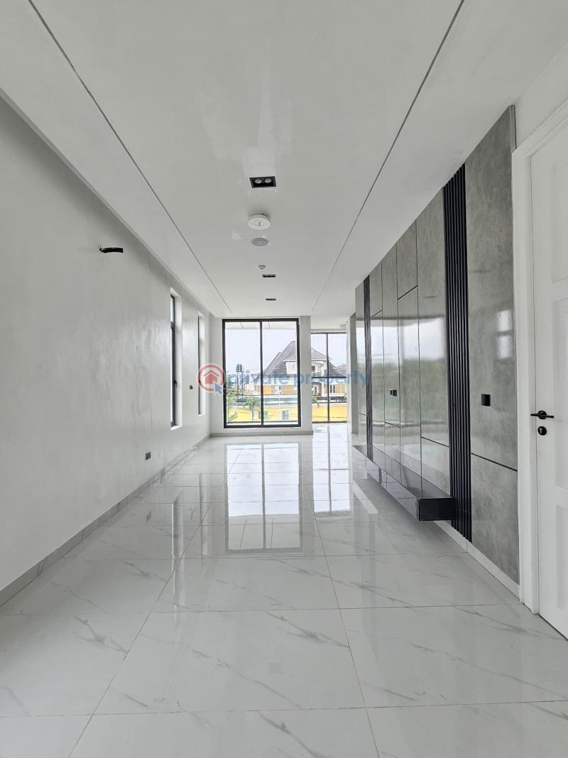 5 bedroom Detached Duplex For Sale Chevron Lekki, Lagos. Lekki Lagos - 3