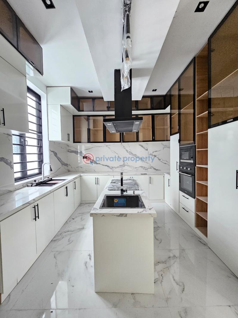 5 bedroom Detached Duplex For Sale Lekki Phase 1 Lagos - 3