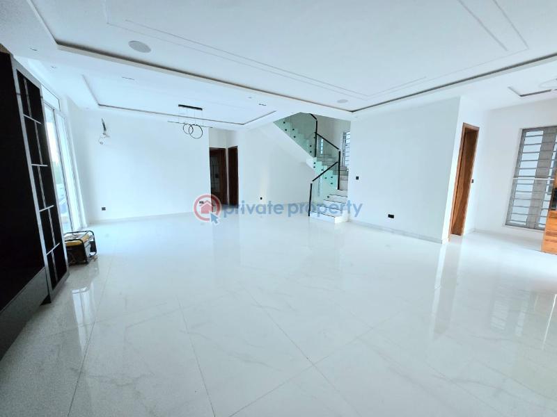 5 bedroom Detached Duplex For Sale Ikota Lekki Lagos - 18