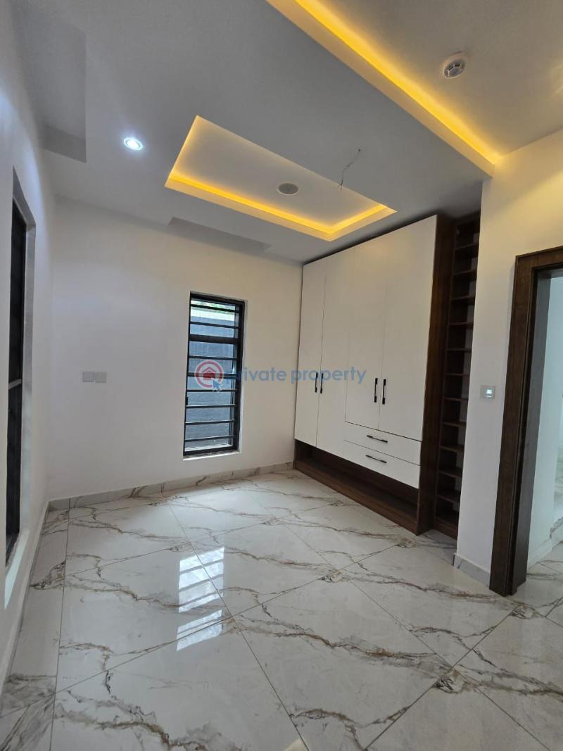 5 bedroom Detached Duplex For Sale Omole Phase 2 Lagos Omole Phase 2 Ojodu Lagos - 8