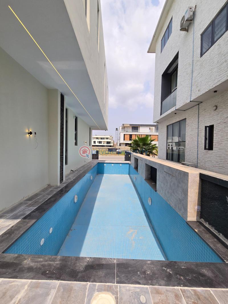 5 bedroom Detached Duplex For Sale Omole Phrase 2lagos Omole Phase 2 Ojodu Lagos - 1