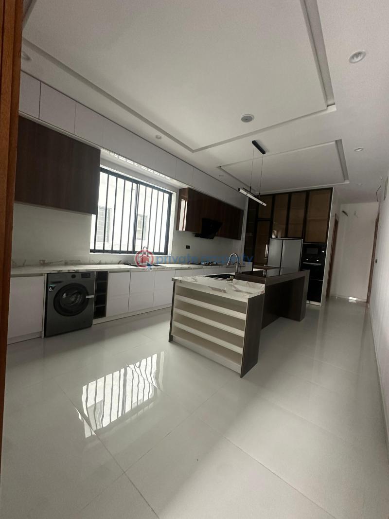 5 bedroom Detached Duplex For Sale Ikota Lekki Lagos - 2