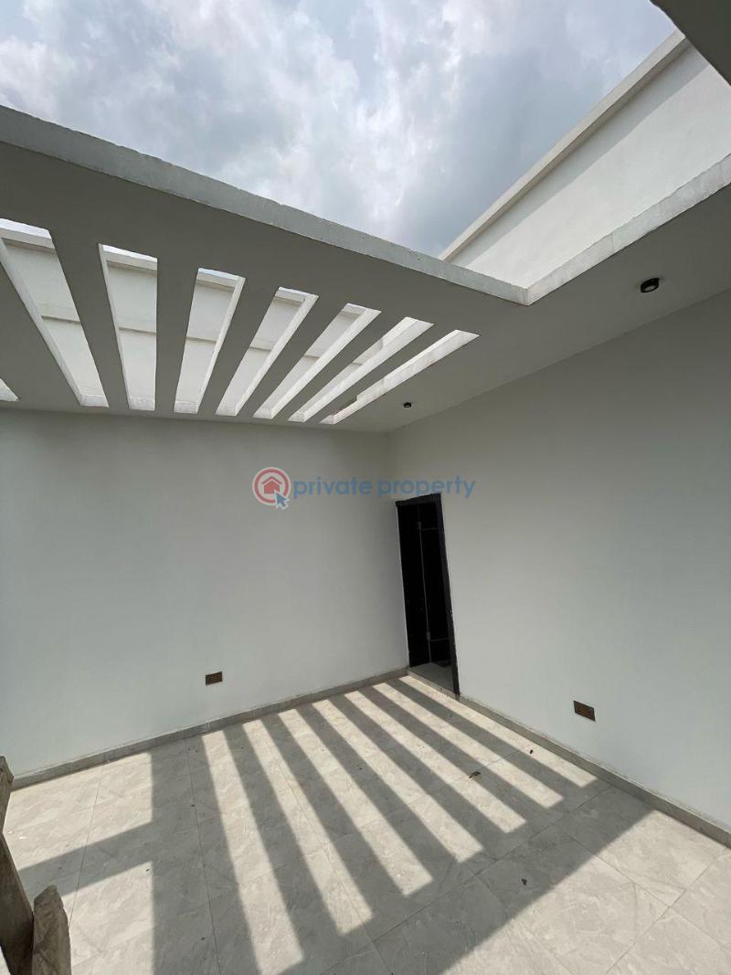 5 bedroom Detached Duplex For Sale Magodo Gra Phrase 2, Cmd Magodo GRA Phase 2 Kosofe/Ikosi Lagos - 2