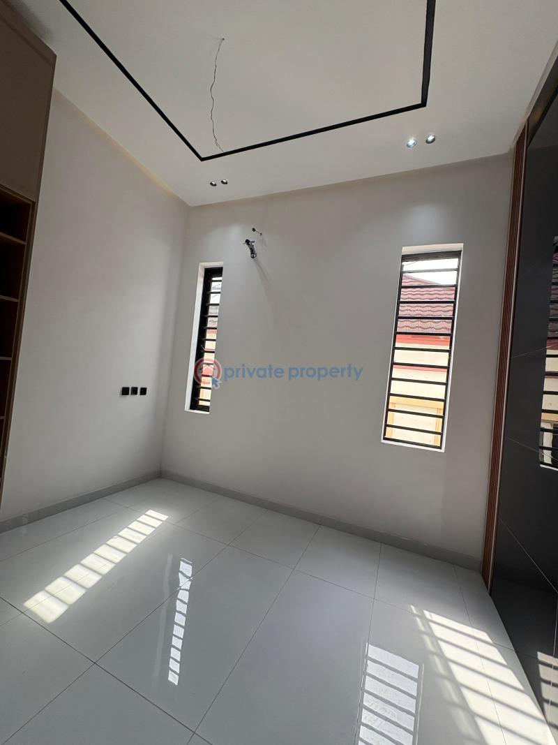 5 bedroom Detached Duplex For Sale Ikota Lekki Lagos - 17