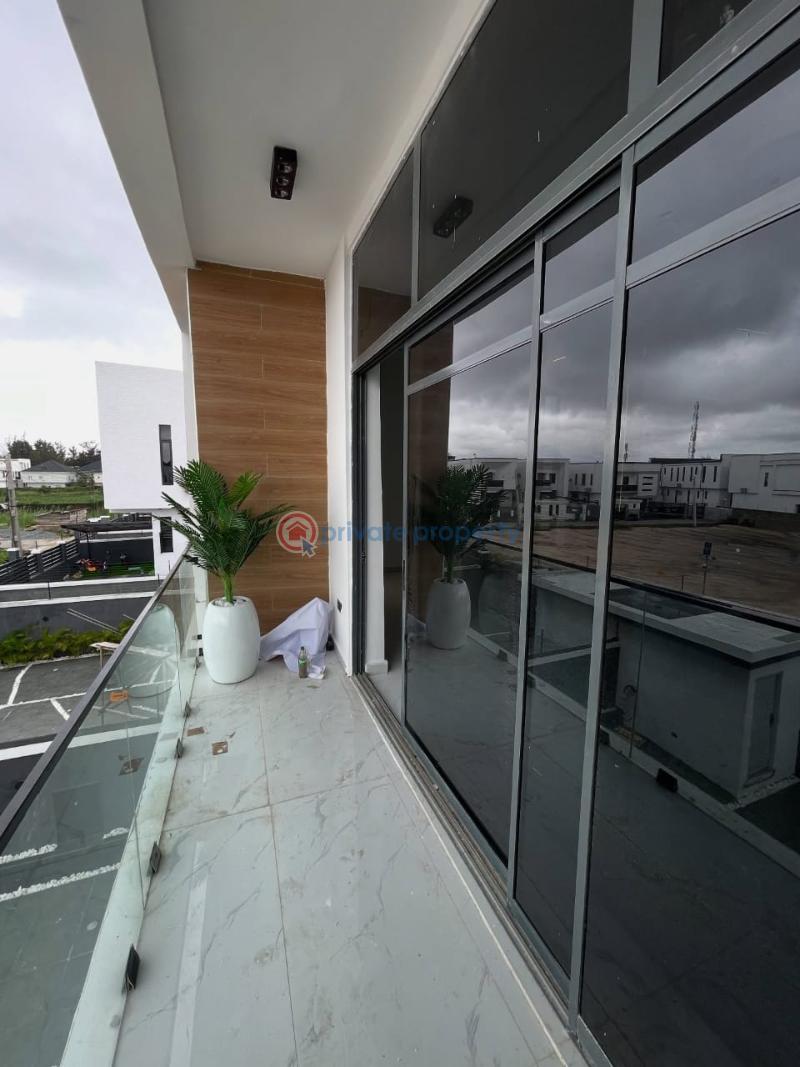 5 bedroom Detached Duplex For Sale Orchid Road Lekki Lagos - 11