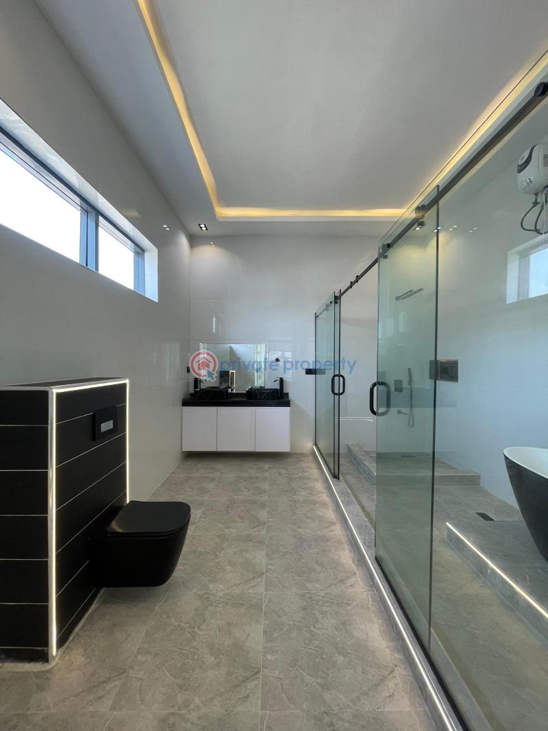 5 bedroom Detached Duplex For Sale Osapa Lekki Lagos - 1