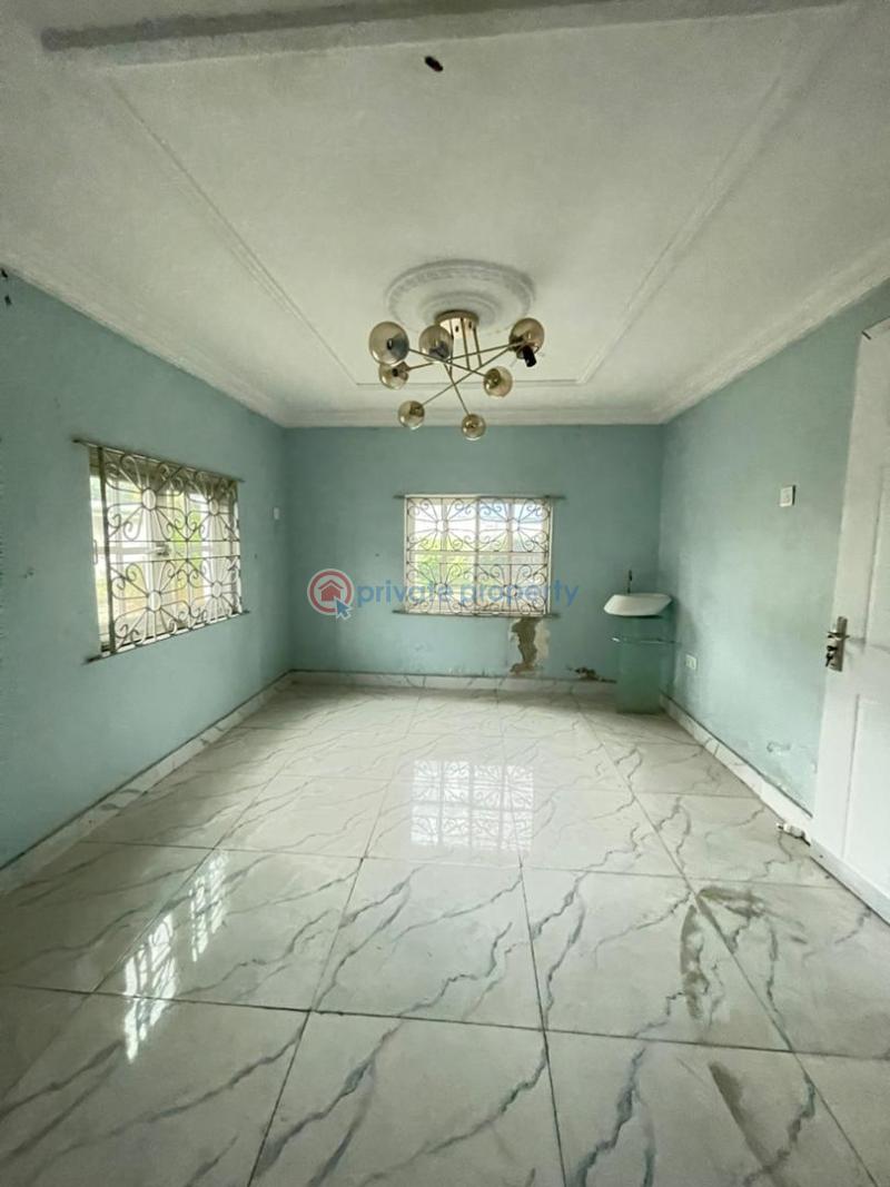 5 bedroom Detached Duplex For Sale Surulere Lagos - 4