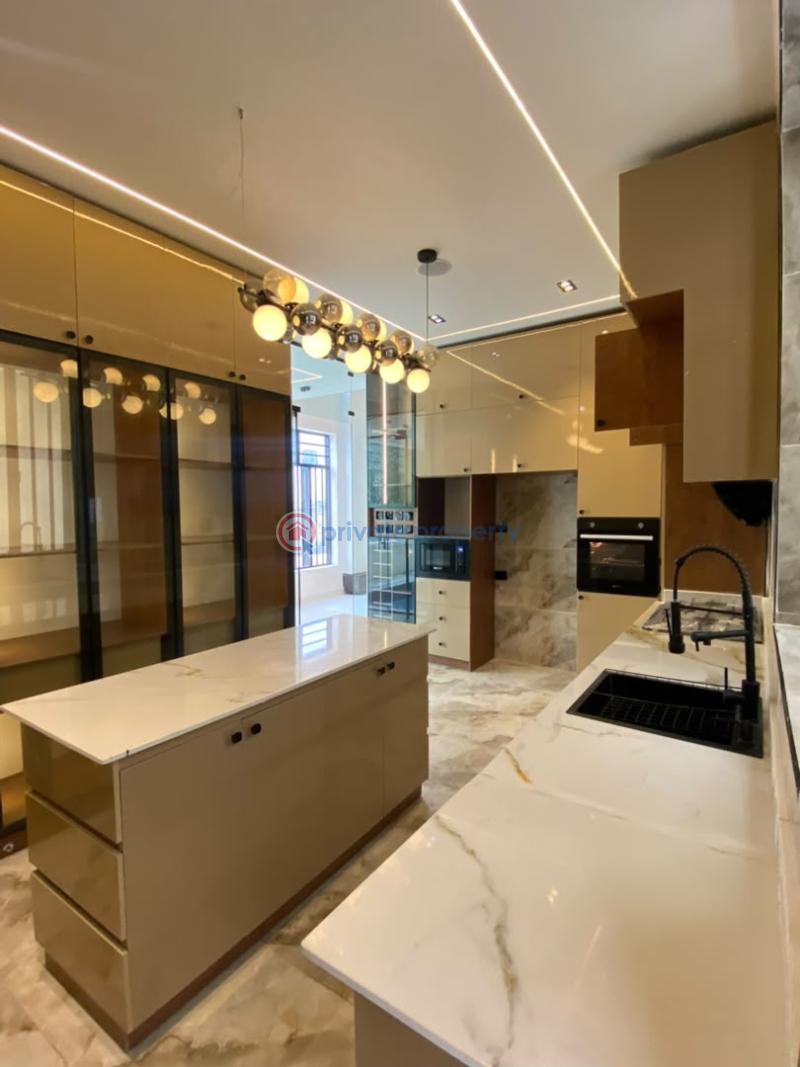 5 bedroom Detached Duplex For Sale Chevron Drive Lekki Lagos - 2