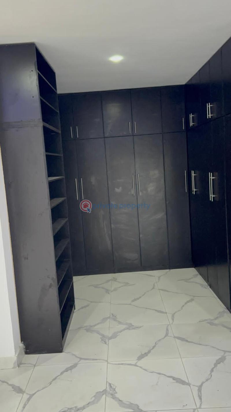 5 bedroom Detached Duplex For Sale Malami Estate, Oluyole Oluyole Estate Ibadan Oyo - 10