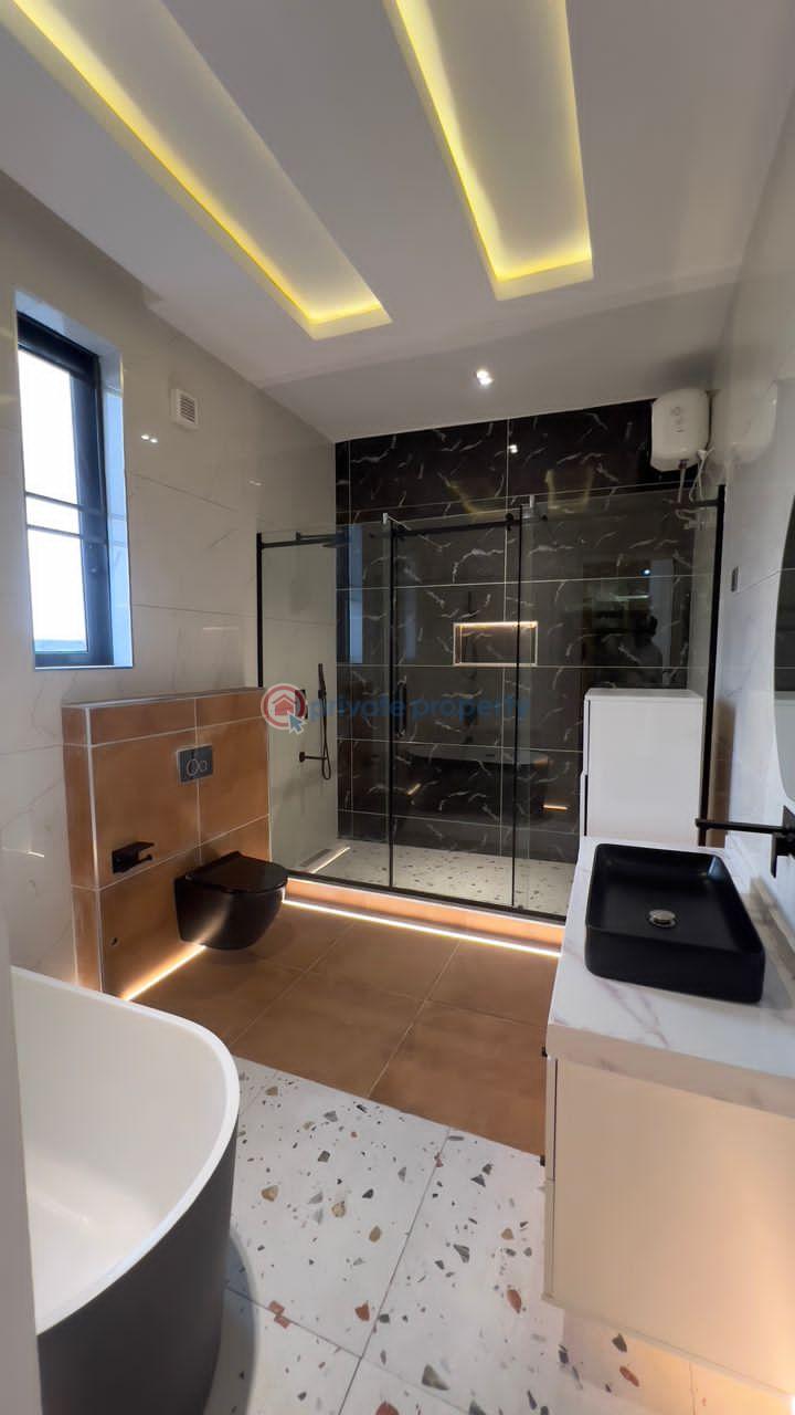 5 bedroom Detached Duplex For Sale Chevron Drive Lekki Lagos - 17