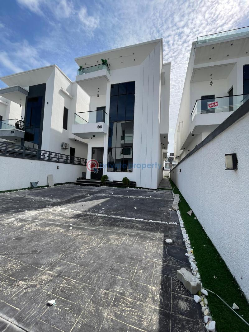 5 bedroom Detached Duplex For Sale Hampton Lake Estate, Chevron Alternative Route, Lekki, Lagos State Chevron Drive Lekki Lagos - 0