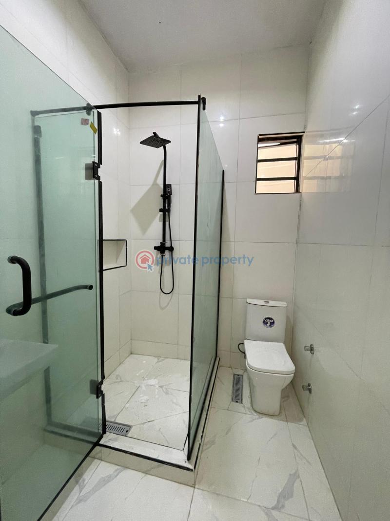 5 bedroom Detached Duplex For Sale Hampton Lake Estate, Chevron Alternative Route, Lekki, Lagos State Chevron Drive Lekki Lagos - 19
