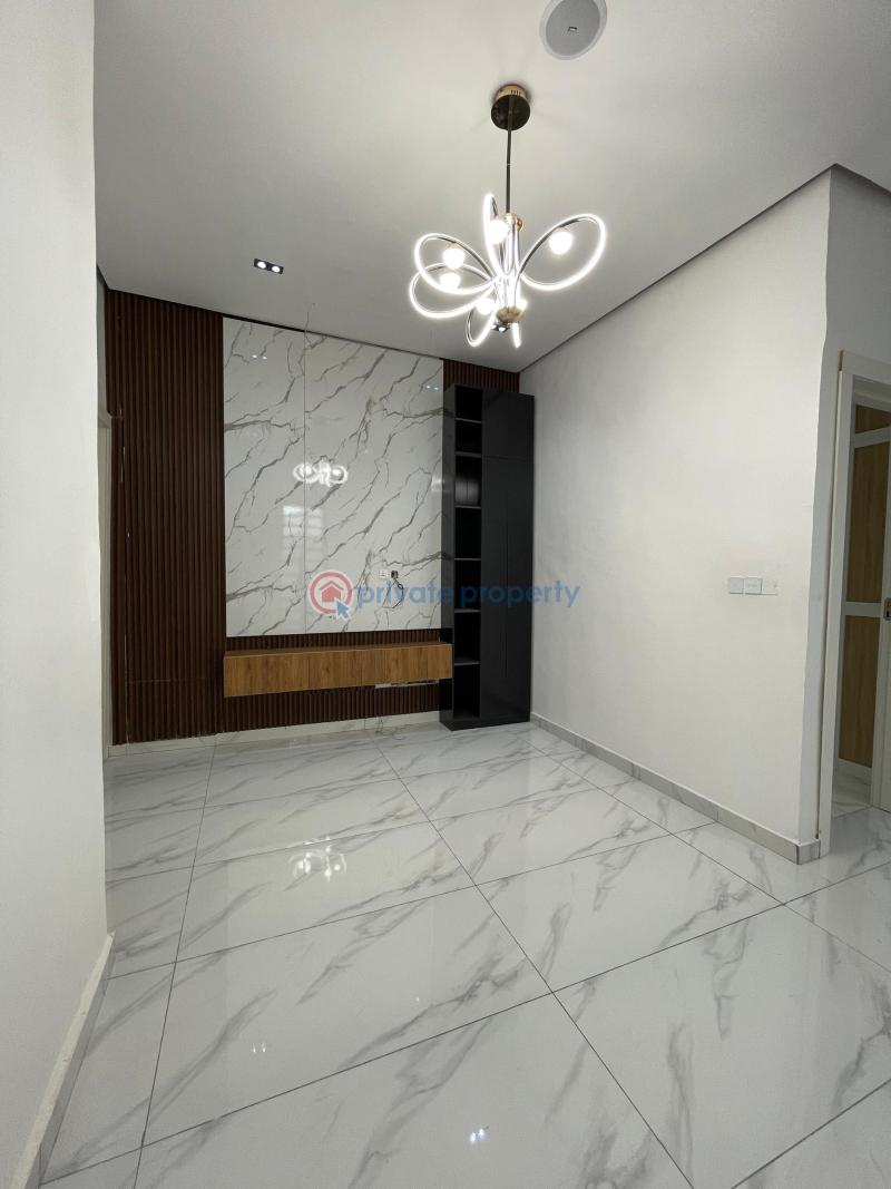 5 bedroom Detached Duplex For Sale Hampton Lake Estate, Chevron Alternative Route, Lekki, Lagos State Chevron Drive Lekki Lagos - 11