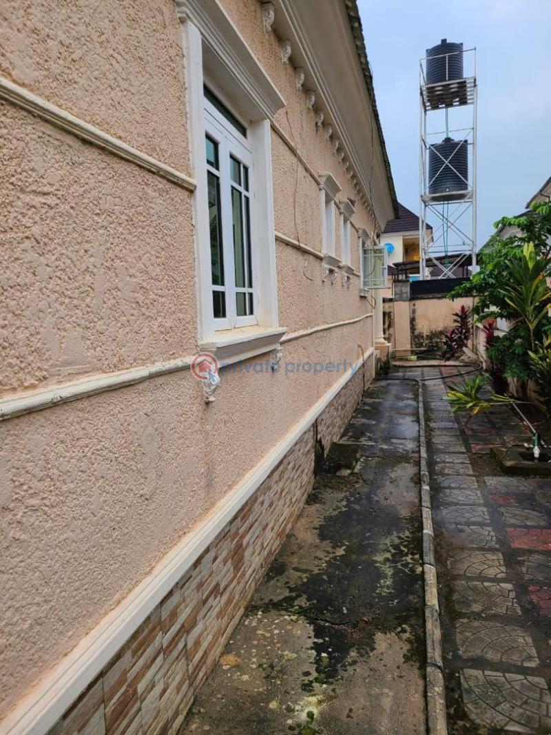 5 bedroom Detached Duplex For Sale River Park Estate Lugbe Abuja Phase 4  - 5