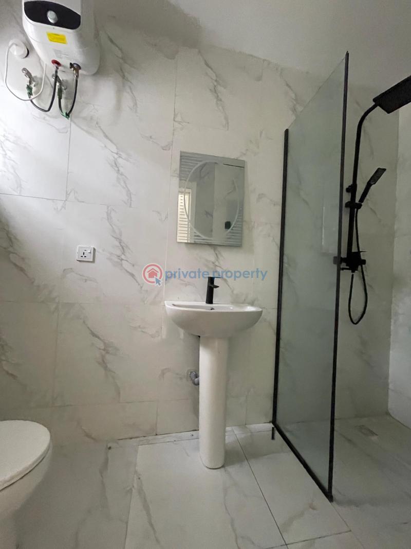 5 bedroom Detached Duplex For Sale Chevron Lekki Lagos - 8