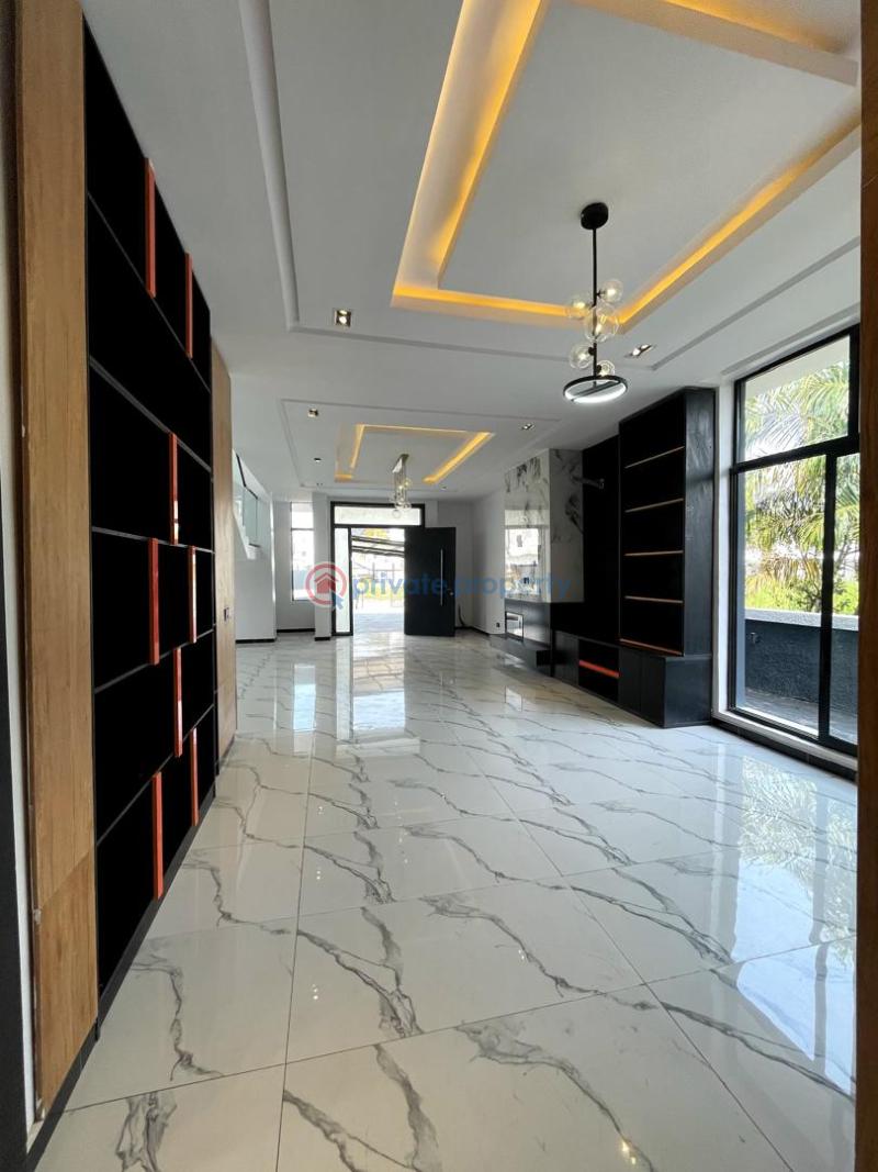 5 bedroom Detached Duplex For Sale Estate Lekki Expressway Lagos - 13